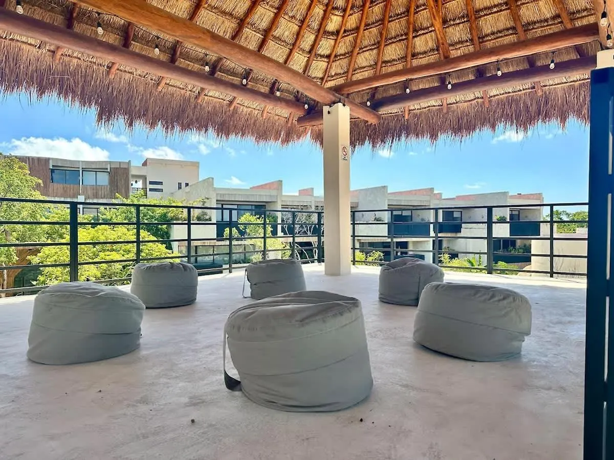 Relaxing Lakeside Retreat Pool, Hot Tub Y Patio Tulum Mexico