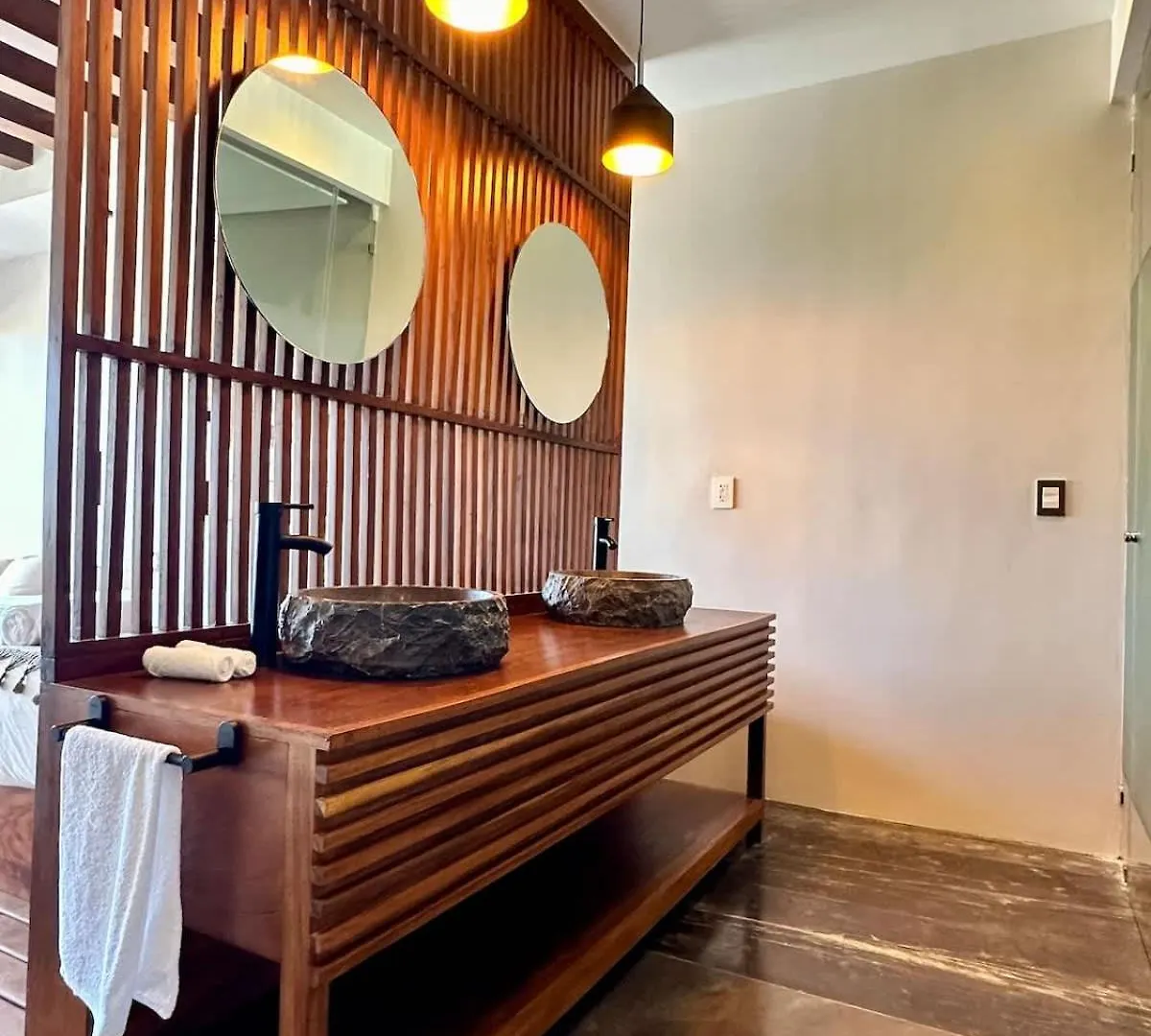 Relaxing Lakeside Retreat Pool, Hot Tub Y Patio Tulum Penzion